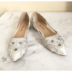 Size 7 White Rhinestone Mesh Flats